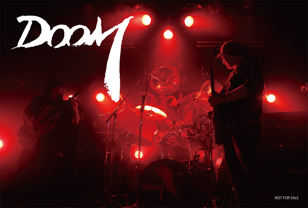 Insomniac Days -The History of DOOM-
